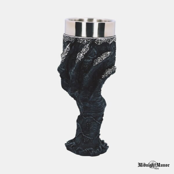 Juoda Okultinė Taurė Tamsiuose Bafometo Gniaužtuose