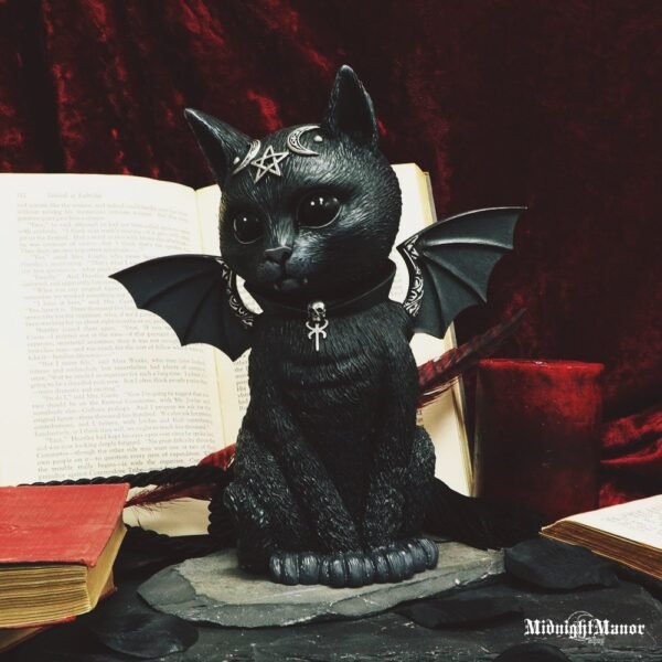 Didelė Juoda Raganiška Katė Vampyrė Mieliausioji