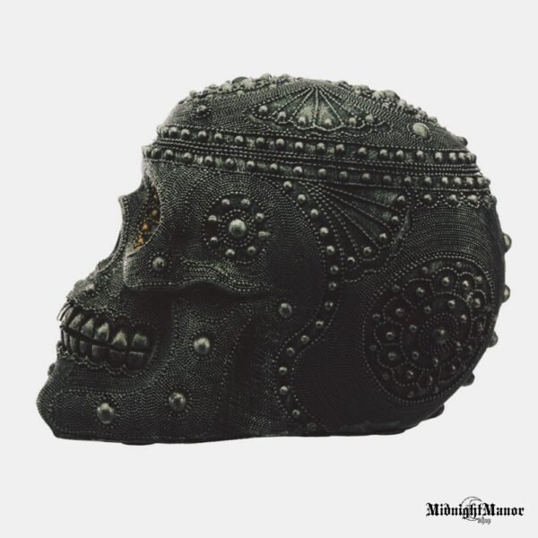 Numirėlio Skrynios Kaukolė Sidabro Atspalvių Perlų Vėriniais